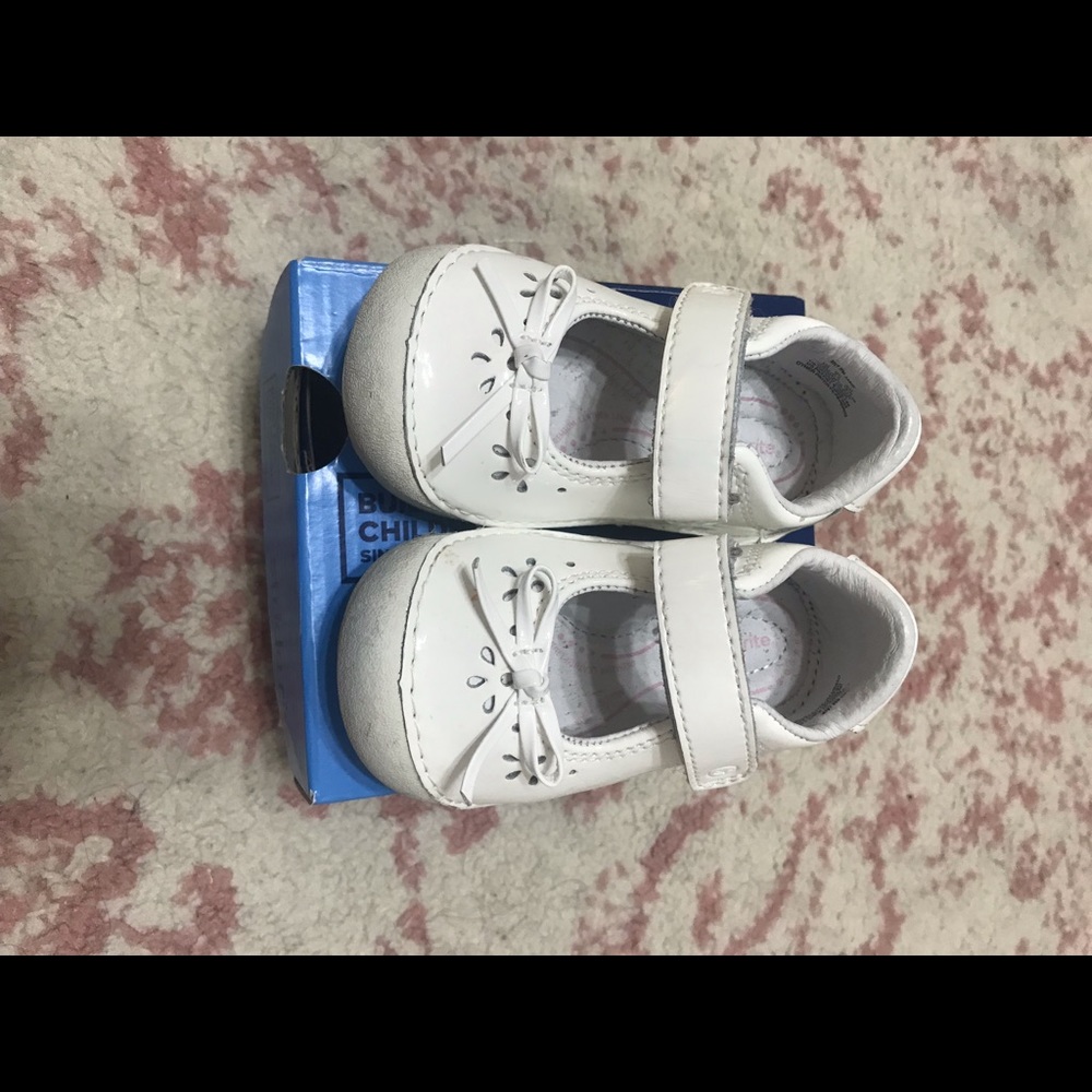Stride Rite Mary Jane shoes